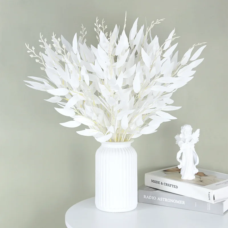 人工植物 イタリアン ルスカス グリーン ステム スプリング - Ruscus Stem Faux のレビューと価格