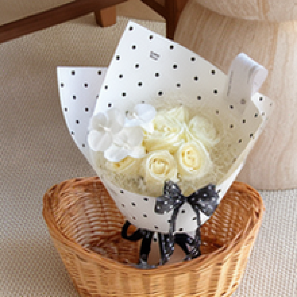 自然な葉の質感のクラフト紙ブーケ包装花材、ヴィンテージギフト - Natural Florist Supply のレビューと価格