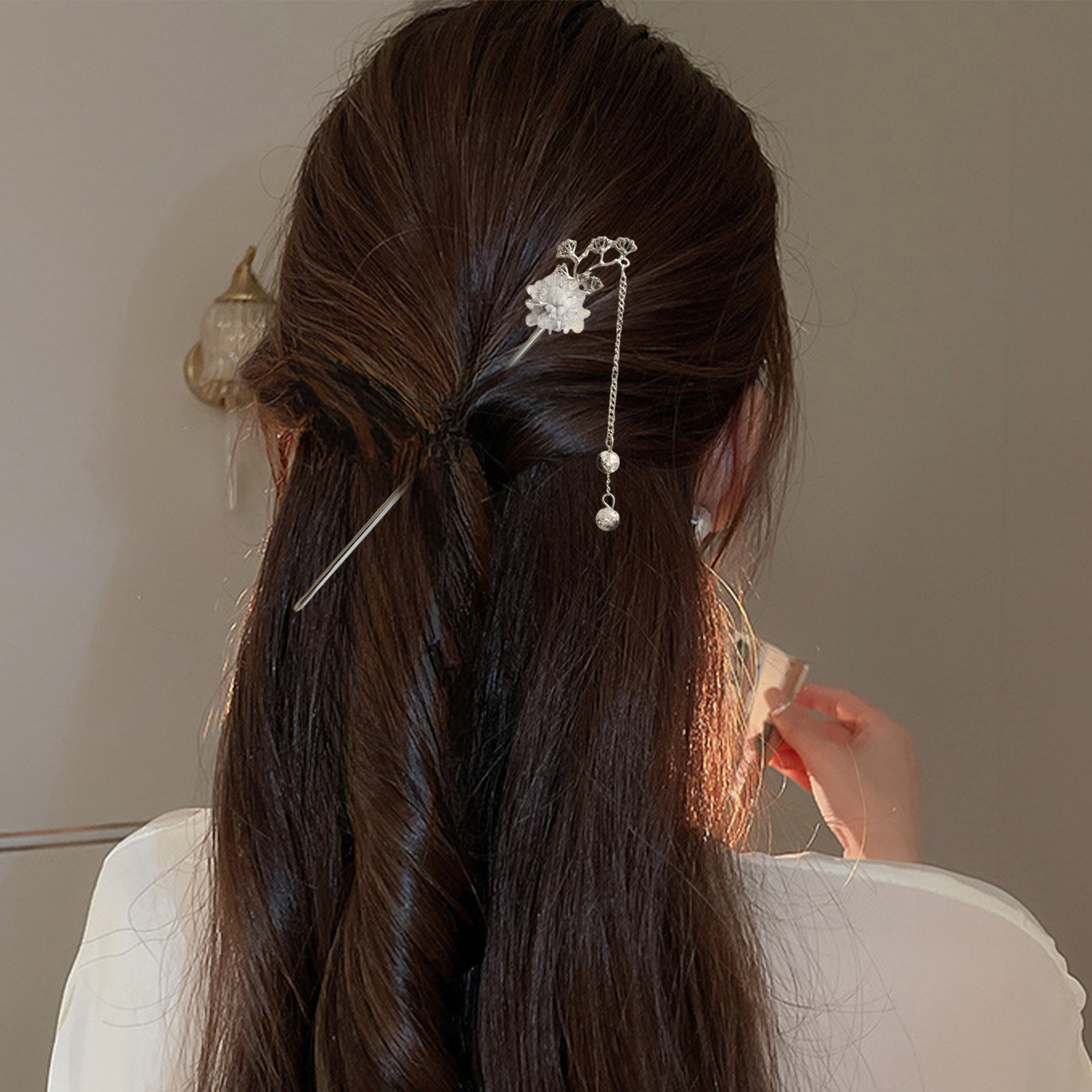 エレガントな花のヘアスティックフォーク合金ヘアクリップビーズ - Florist Supplies のレビューと価格